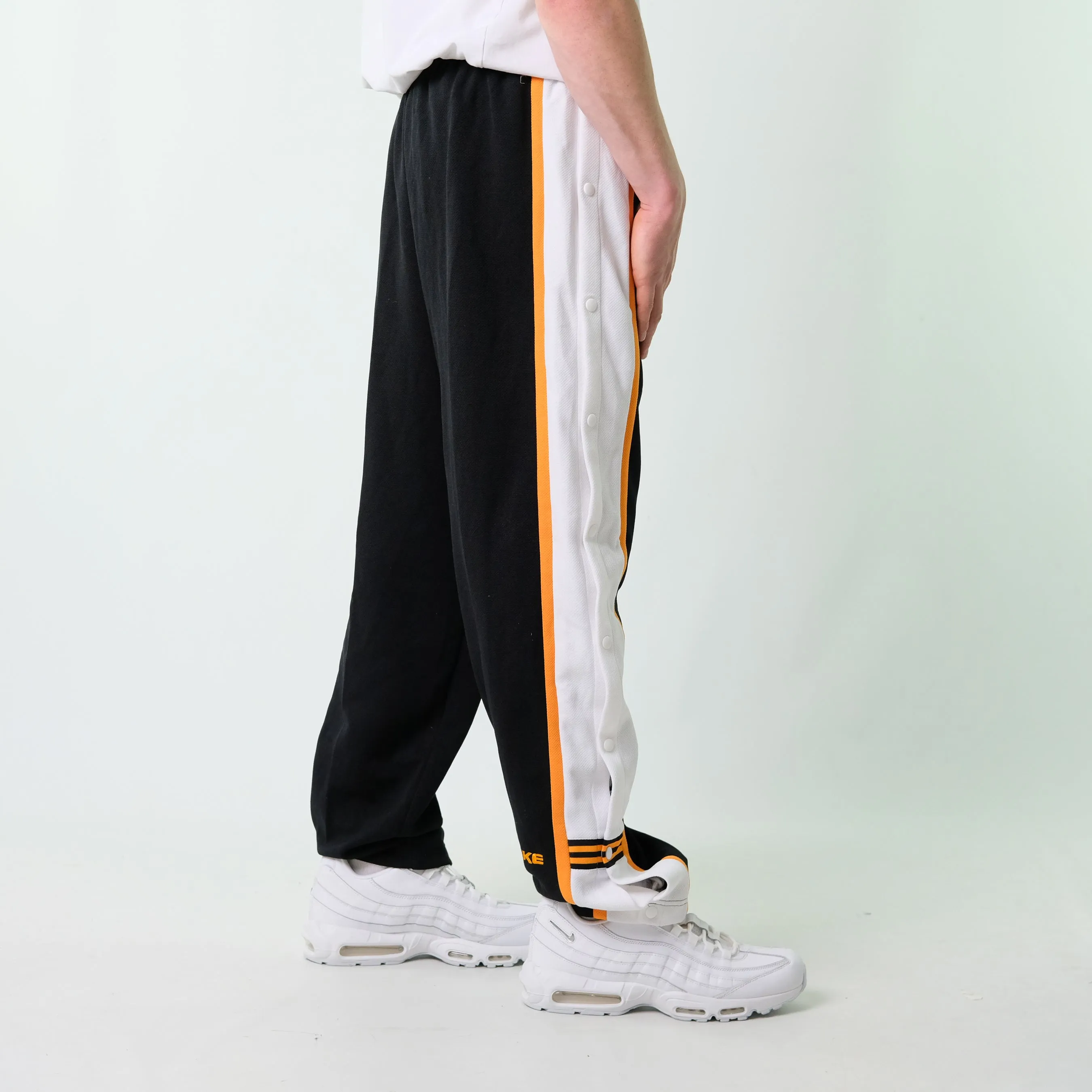 Black y2ks Nike Tracksuit Bottoms  Baggy Pants (28x32)