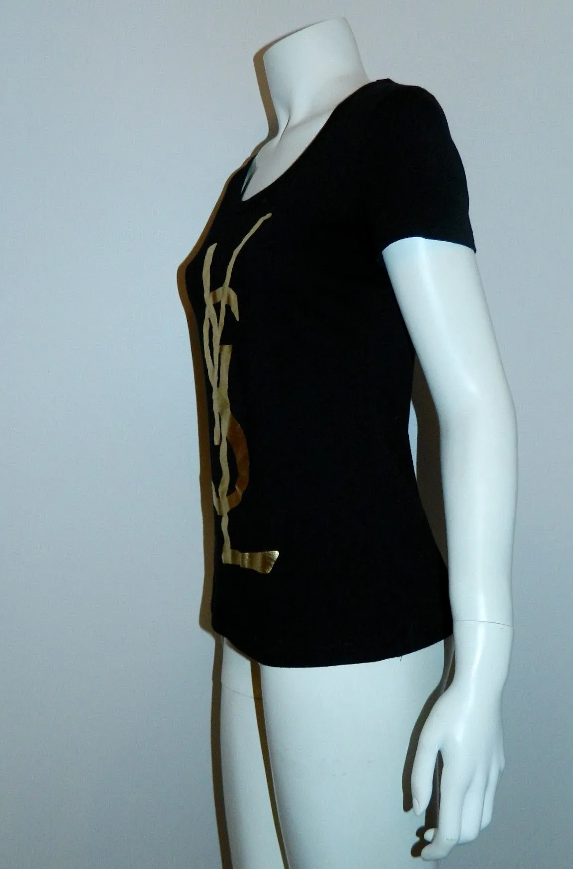 black Yves Saint Laurent tee shirt / YSL gold logo top slim fit S - M