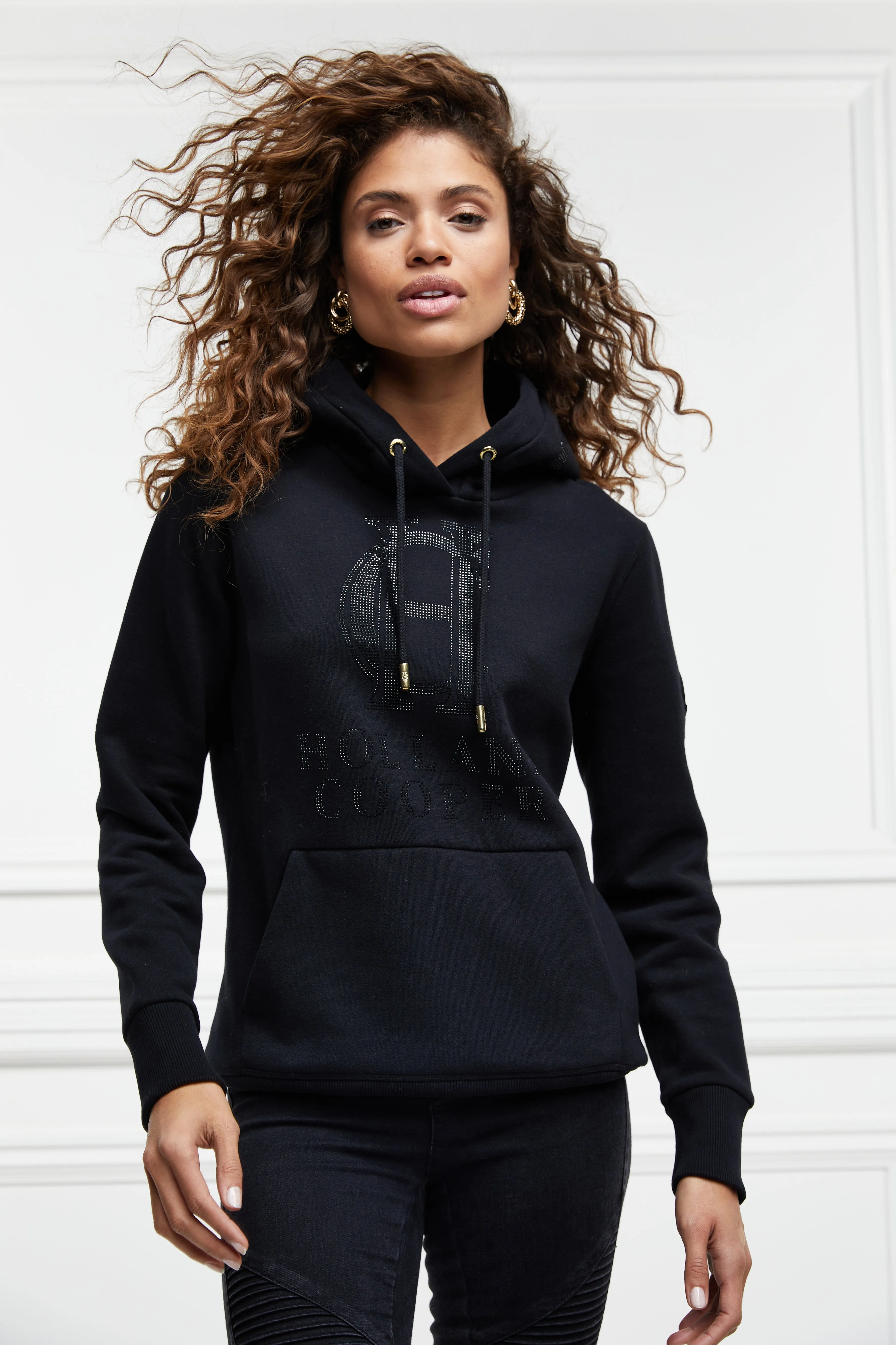 Essential Hoodie (Black)