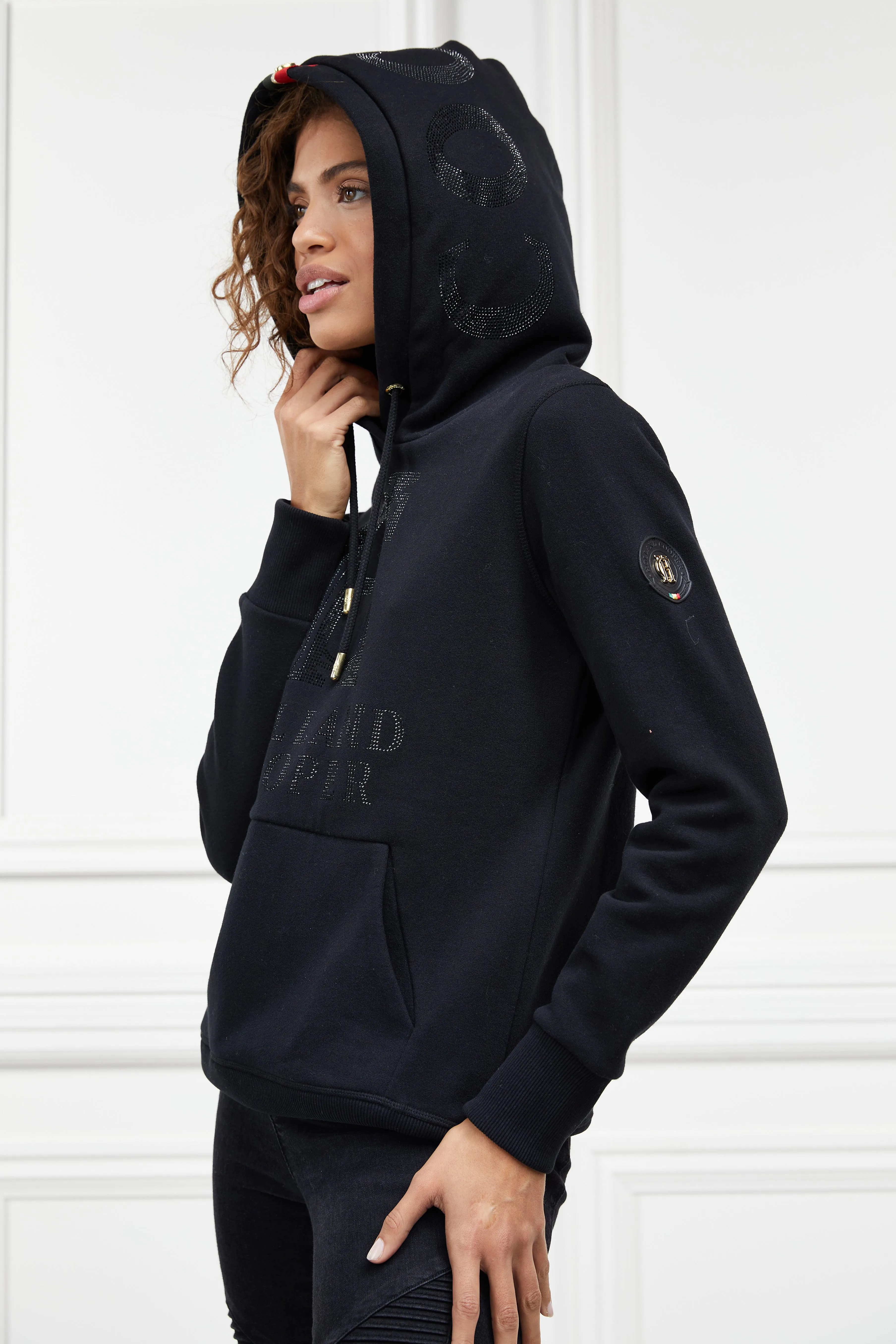 Essential Hoodie (Black)