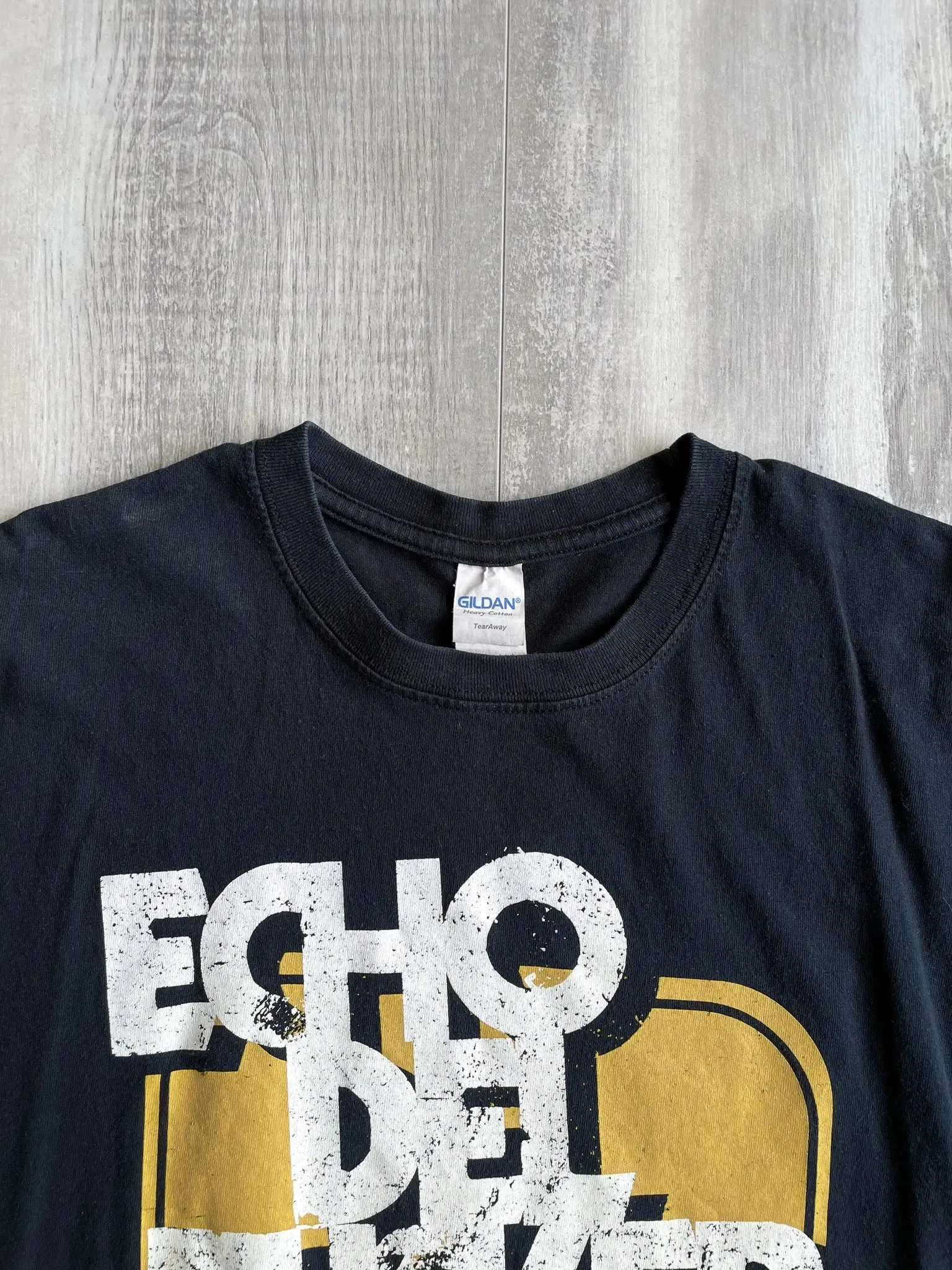 Gildan Echo Del Tusker Graphic Tee - XXL