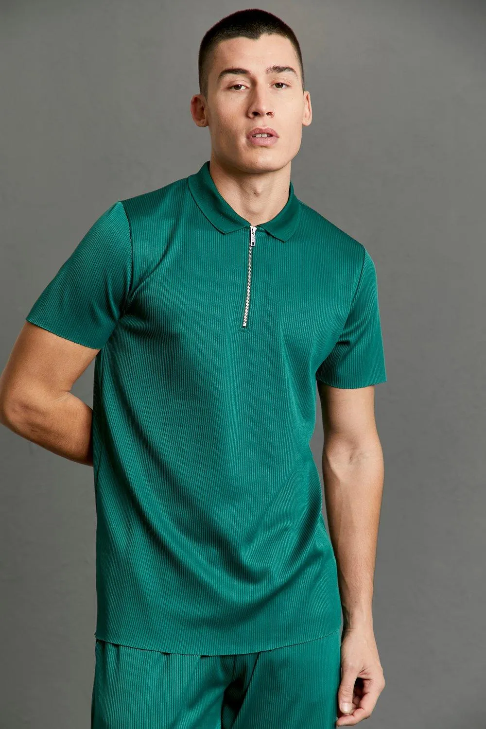 Slim Fit Pleated Zip Neck Polo