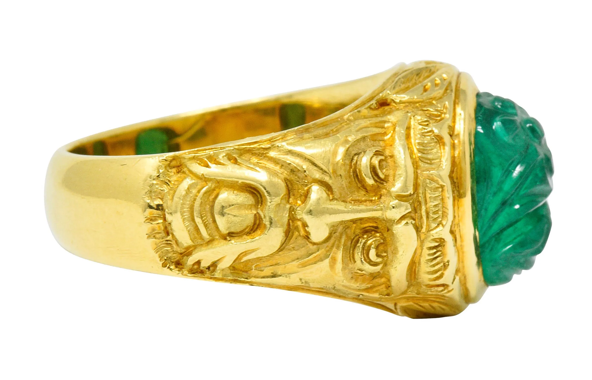 Vintage Carved Emerald 18 Karat Gold Green Man Men’s Unisex Ring