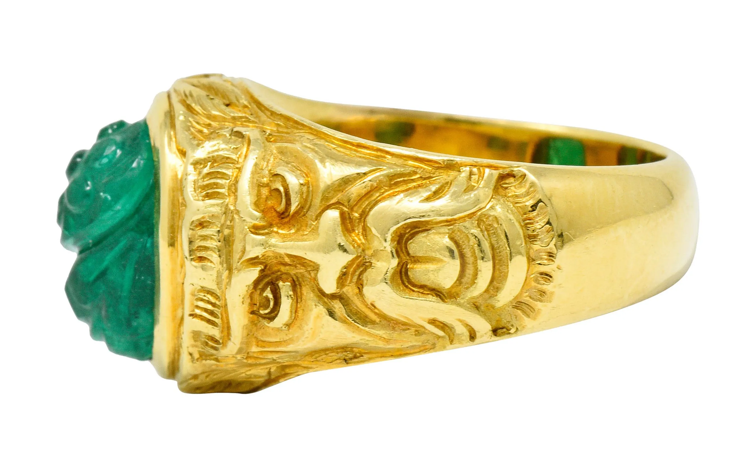 Vintage Carved Emerald 18 Karat Gold Green Man Men’s Unisex Ring